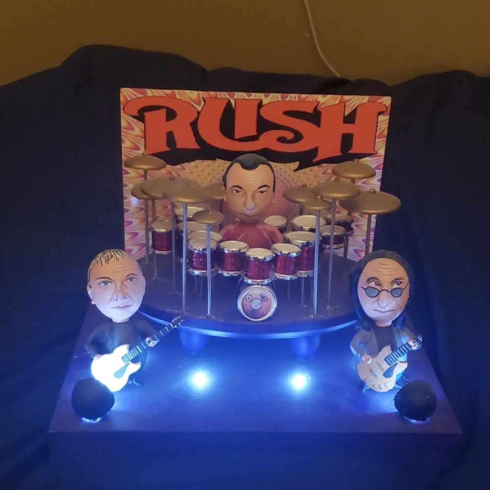 Hand made egg art. One of a kind